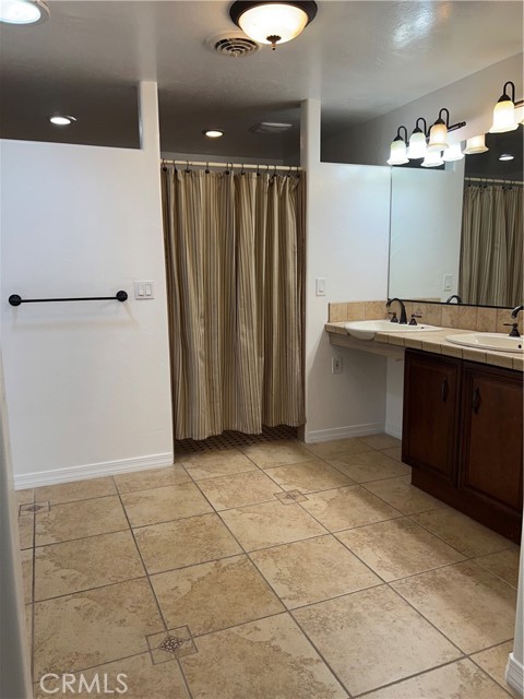 Detail Gallery Image 26 of 32 For 2425 Florence Bld, Blythe,  CA 92225 - 4 Beds | 3 Baths