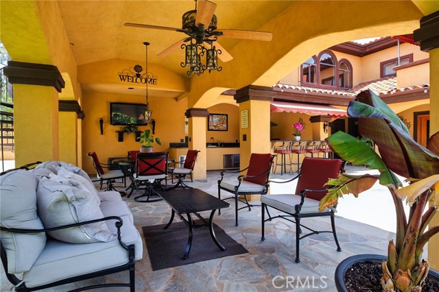 948 Peninsula Avenue, Claremont CA: https://media.crmls.org/medias/fa3767e7-47f6-47ac-a642-caafbe0511a9.jpg