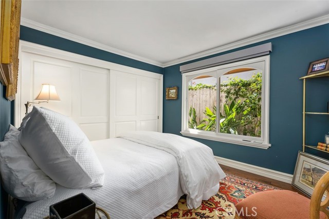 49 Cambria Drive, Corona del Mar CA: https://media.crmls.org/medias/fa377635-2912-4e03-bffb-c6b8122da2f2.jpg