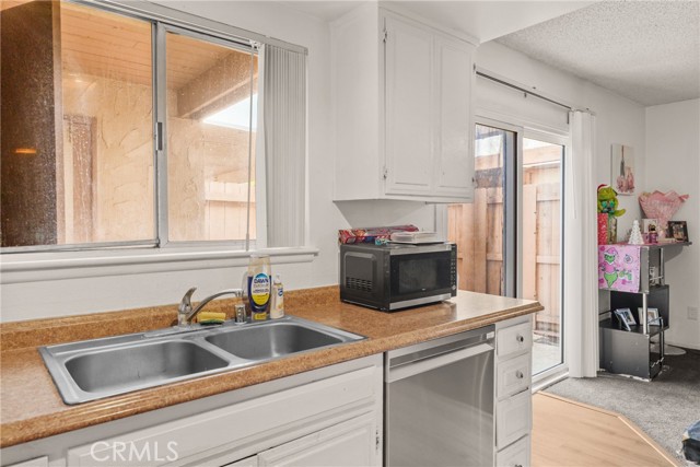 Detail Gallery Image 10 of 37 For 3700 Mountain Ave #5-C,  San Bernardino,  CA 92404 - 3 Beds | 1/1 Baths