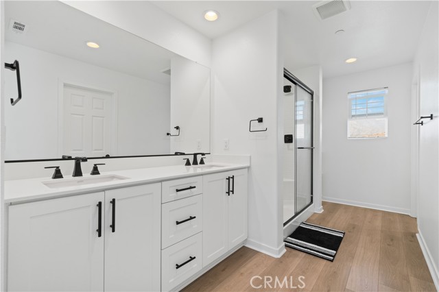 Detail Gallery Image 22 of 44 For 23798 Solaris Ct, Corona,  CA 92883 - 4 Beds | 3 Baths