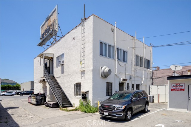 Detail Gallery Image 14 of 16 For 6634 Lankershim Bld #C,  North Hollywood,  CA 91606 - 1 Beds | 1 Baths