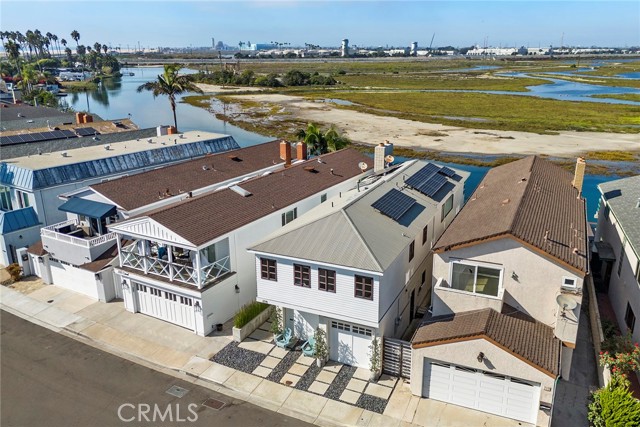 Detail Gallery Image 39 of 45 For 235 Canal St, Newport Beach,  CA 92663 - 4 Beds | 3/1 Baths