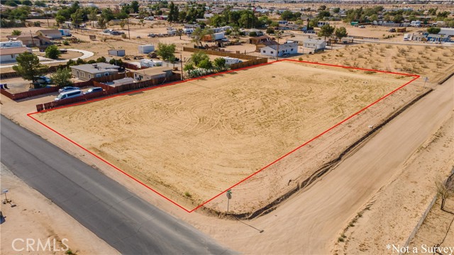 14280 Dos Palmas, Victorville CA: https://media.crmls.org/medias/fa38d9c4-3981-4397-85d2-f13c5ea70cc5.jpg