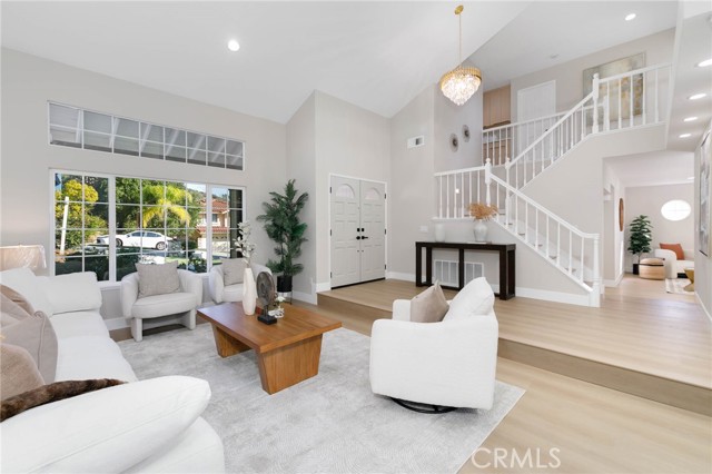 Detail Gallery Image 4 of 49 For 1941 N Onyx, Walnut,  CA 91789 - 4 Beds | 3 Baths