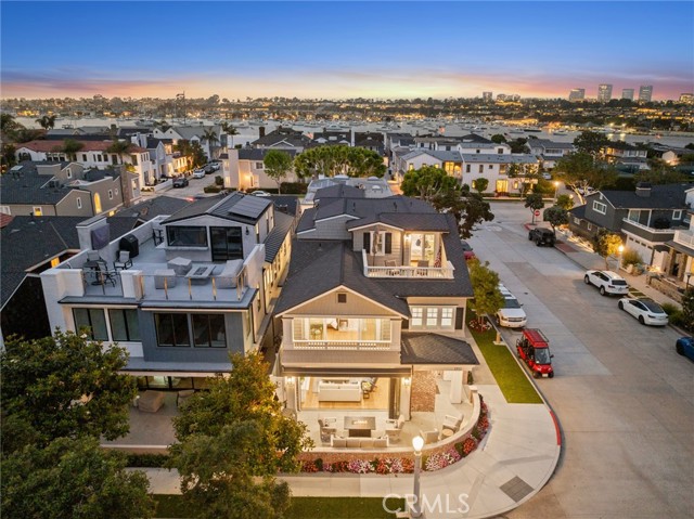 Detail Gallery Image 33 of 37 For 1752 Plaza Del Norte, Newport Beach,  CA 92661 - 4 Beds | 4/1 Baths