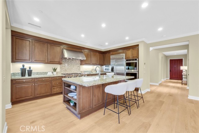 Detail Gallery Image 14 of 74 For 36 Royal Grove, Irvine,  CA 92620 - 4 Beds | 4 Baths