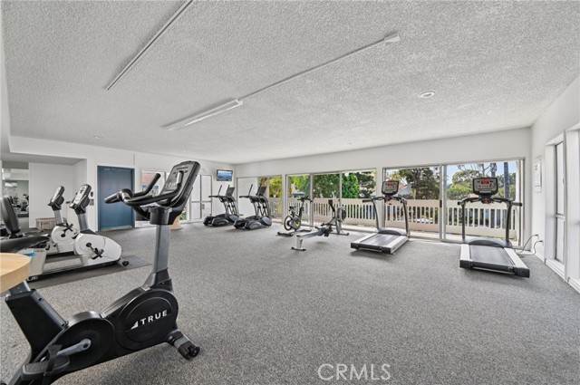 641 Prospect Avenue, Redondo Beach, California 90277, 1 Bedroom Bedrooms, ,1 BathroomBathrooms,Residential,For Sale,Prospect,SB25233128