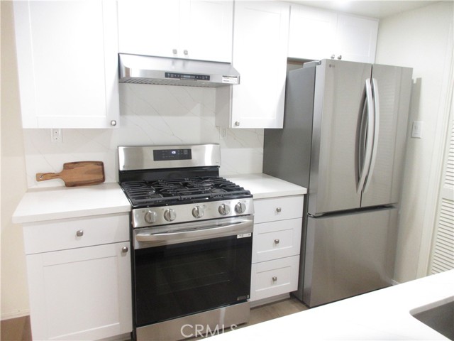 Detail Gallery Image 11 of 17 For 14607 Erwin #210,  Van Nuys,  CA 91411 - 1 Beds | 1 Baths