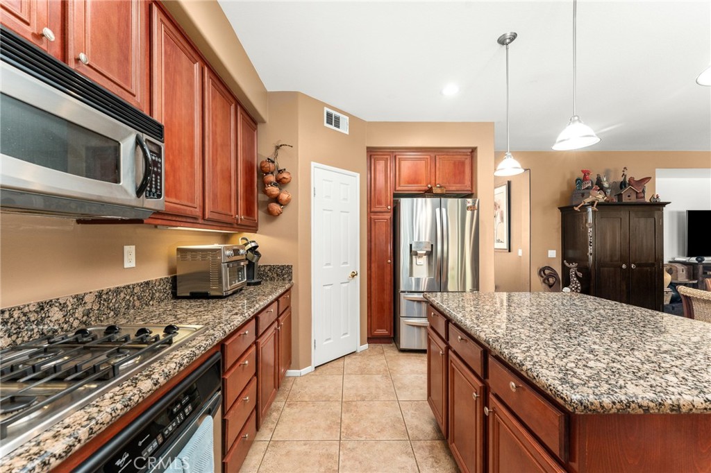 MLS #IG25175678 image #9