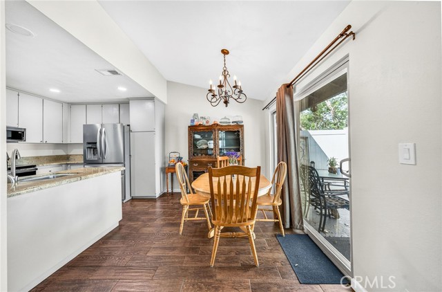 Detail Gallery Image 7 of 28 For 381 Roundtree Glen, Escondido,  CA 92026 - 2 Beds | 1 Baths