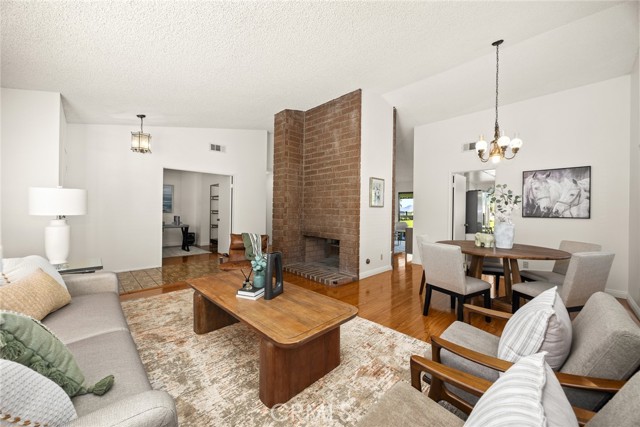 Detail Gallery Image 10 of 48 For 19535 Rogan Ct, Rowland Heights,  CA 91748 - 4 Beds | 2 Baths