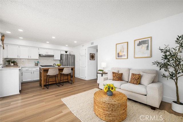 Detail Gallery Image 33 of 73 For 4236 Larwin, Cypress,  CA 90630 - 4 Beds | 2/1 Baths