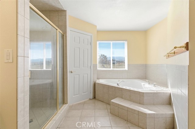 6895 Coyote Rd, Phelan CA: https://media.crmls.org/medias/fa3d5c41-06f0-4339-ab20-5eaed3bcd4e5.jpg