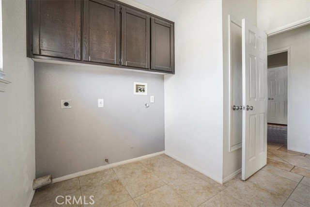 18760 Otomian Road, Apple Valley CA: https://media.crmls.org/medias/fa3d673a-c3d7-4090-b01f-30245eee2f6e.jpg