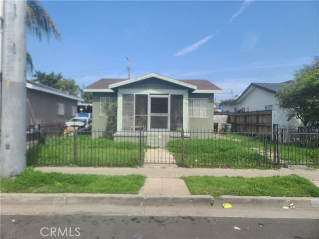 MLS# OC23045593