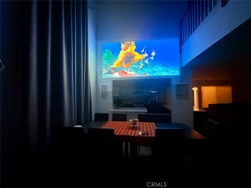https://media.crmls.org/medias/fa3da9b9-de69-49f4-9329-54d44fbbdcd6.jpg?preset=X-Large