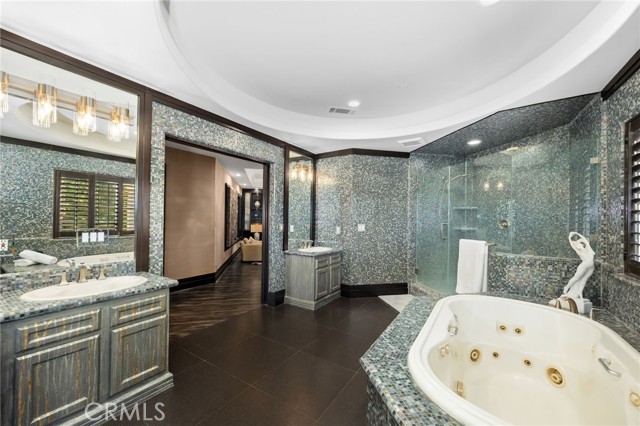 451 W Le Roy Avenue, Arcadia CA: https://media.crmls.org/medias/fa3df149-4ee7-479c-8165-c2f4f9a24df1.jpg
