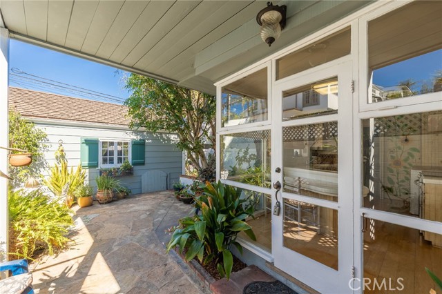 509 23rd Street, Manhattan Beach, California 90266, 3 Bedrooms Bedrooms, ,2 BathroomsBathrooms,Residential,Sold,23rd,SB22225764