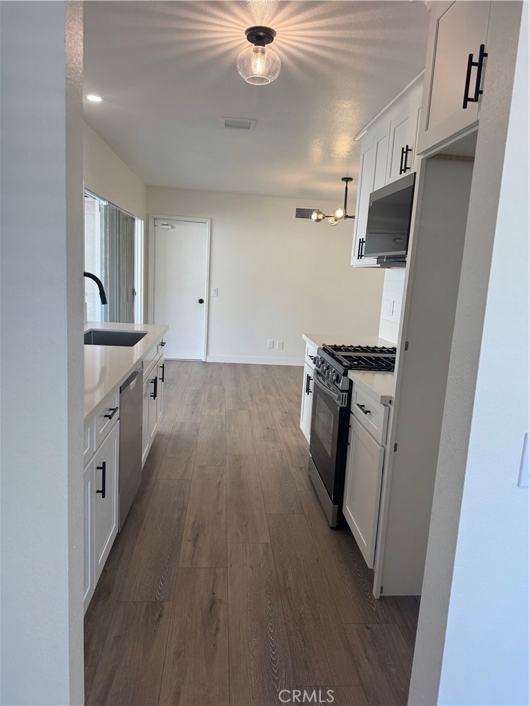 MLS #OC25252617 image #6