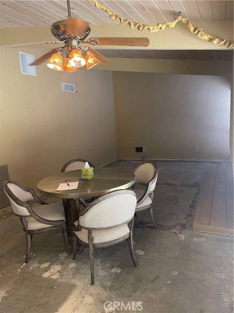 2605 N Kitty Hawk Drive, Palm Springs CA: https://media.crmls.org/medias/fa3eb874-c26e-46c2-9890-b56b2a215ec6.jpg
