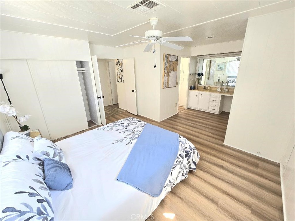 MLS #OC25221547 image #7