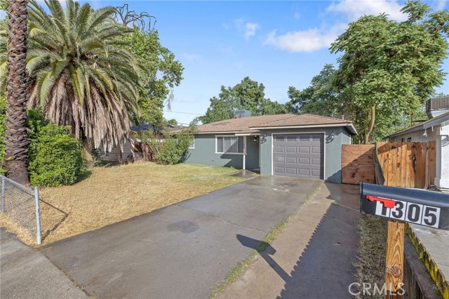 Detail Gallery Image 2 of 30 For 1305 Alameda Ave, Chowchilla,  CA 93610 - 3 Beds | 1 Baths