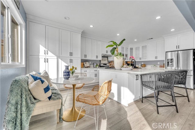 Detail Gallery Image 4 of 20 For 37757 Sabra, Palmdale,  CA 93552 - 5 Beds | 3 Baths