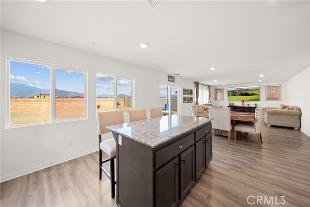 Detail Gallery Image 6 of 43 For 731 Winding Trl, San Jacinto,  CA 92582 - 4 Beds | 3 Baths
