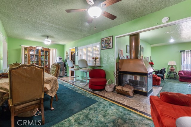11028 Spinning Avenue, Inglewood CA: https://media.crmls.org/medias/fa406d80-d719-4b75-9d07-4871cc083e1d.jpg