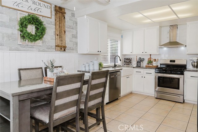Detail Gallery Image 12 of 41 For 1234 E Kettering St, Lancaster,  CA 93535 - 4 Beds | 3 Baths