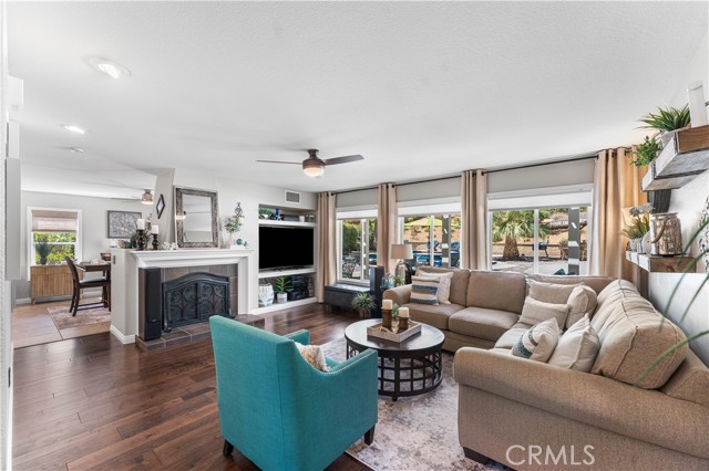 Detail Gallery Image 25 of 75 For 41011 via Tranqilo, Palmdale,  CA 93551 - 3 Beds | 3 Baths