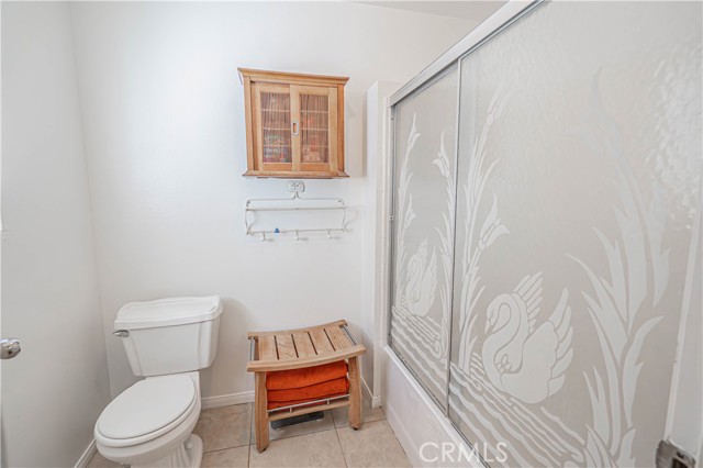 Detail Gallery Image 26 of 42 For 15543 Dearborn, North Hills,  CA 91343 - 4 Beds | 2 Baths