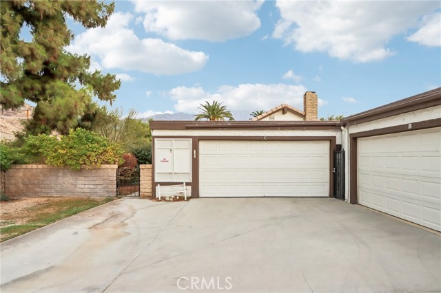 Detail Gallery Image 3 of 37 For 2542 Miramonte Cir #C,  Palm Springs,  CA 92264 - 3 Beds | 2/1 Baths