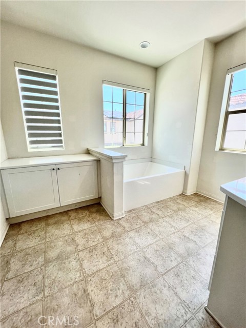 Detail Gallery Image 12 of 21 For 4561 S Anniston Ave, Ontario,  CA 91761 - 4 Beds | 3 Baths