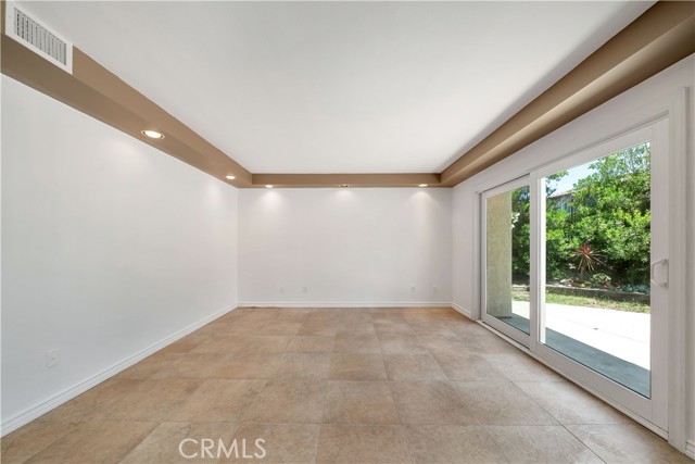 3944 Corte Cancion, Thousand Oaks CA: https://media.crmls.org/medias/fa41dece-aa08-4e81-a769-b5eea6b6f752.jpg