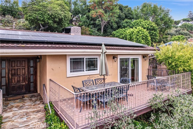 Detail Gallery Image 3 of 31 For 1378 Terrace Way, Laguna Beach,  CA 92651 - 3 Beds | 2 Baths