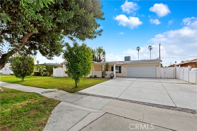 8942 Conway Dr, Riverside, CA 92503