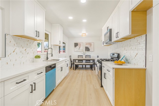Detail Gallery Image 12 of 29 For 25531 17th St, San Bernardino,  CA 92404 - 3 Beds | 2 Baths