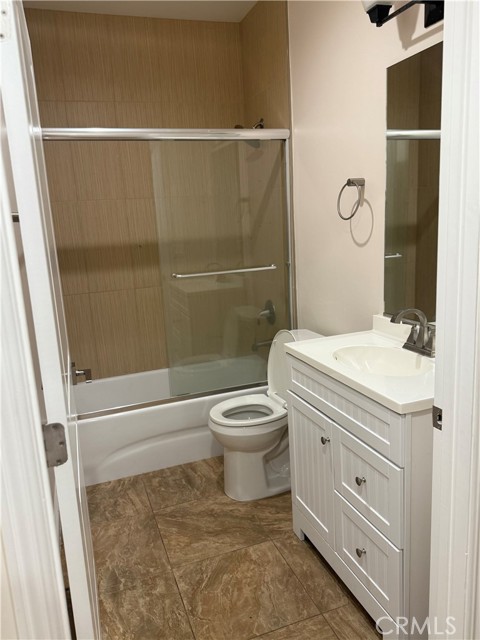 Detail Gallery Image 9 of 16 For 9951 Marcus Ave #104,  Tujunga,  CA 91042 - 3 Beds | 2 Baths