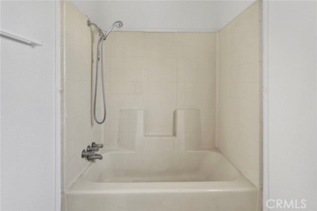 Detail Gallery Image 24 of 27 For 16473 Green Tree Bld, Victorville,  CA 92395 - 2 Beds | 2 Baths