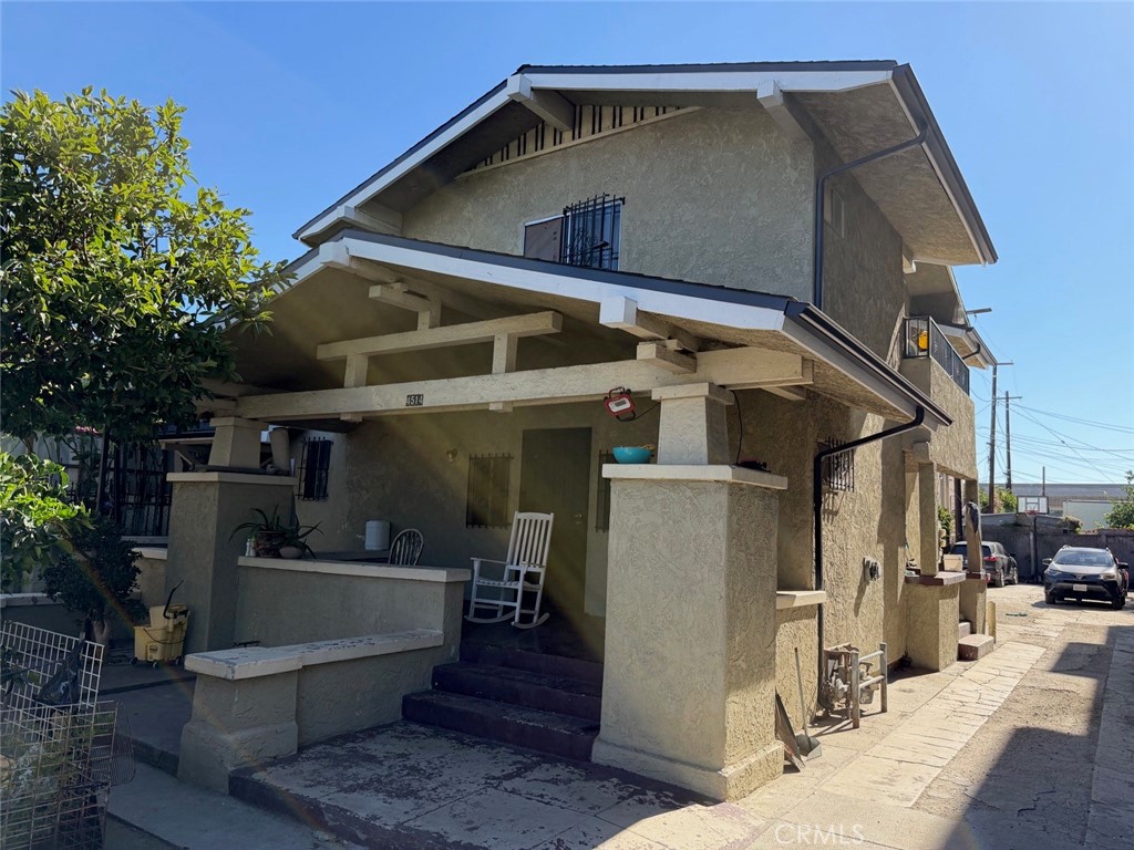 Duplex at 4512 S Figueroa