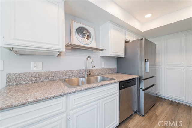 Detail Gallery Image 14 of 30 For 2244 Molino Ave, Signal Hill,  CA 90755 - 2 Beds | 1 Baths