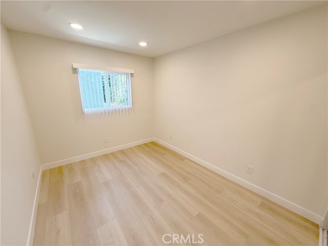 919 E Acacia Avenue, Glendale CA: https://media.crmls.org/medias/fa463bf6-df62-4b96-8b77-06dd56aac5a8.jpg