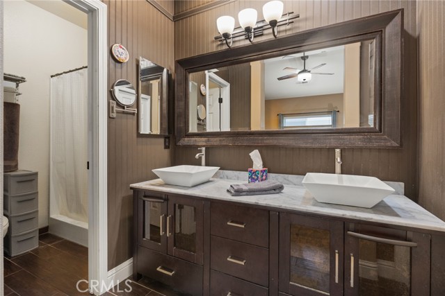 Detail Gallery Image 16 of 25 For 2725 Ceanothus Ave, Chico,  CA 95973 - 3 Beds | 2 Baths