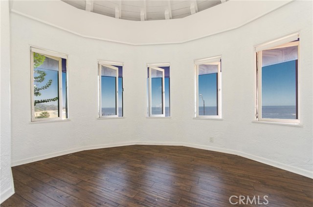 Detail Gallery Image 4 of 25 For 212 N Coast Hwy #6,  Laguna Beach,  CA 92651 - 1 Beds | 1 Baths