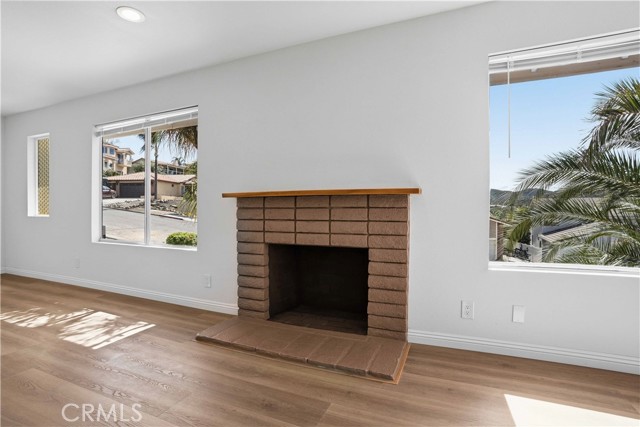 Detail Gallery Image 11 of 43 For 22082 Loch Lomond Dr, Canyon Lake,  CA 92587 - 2 Beds | 2 Baths