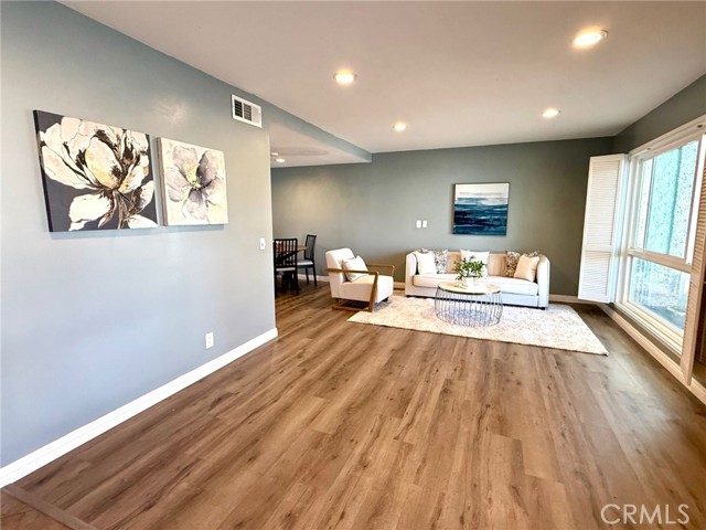 Detail Gallery Image 3 of 45 For 4194 Paseo De Oro, Cypress,  CA 90630 - 3 Beds | 2/1 Baths