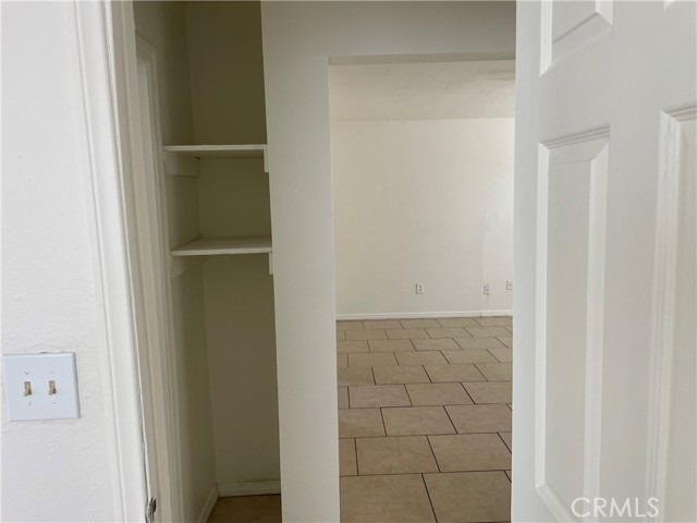 Detail Gallery Image 4 of 17 For 316 Maxine Ave, Barstow,  CA 92311 - 2 Beds | 1 Baths