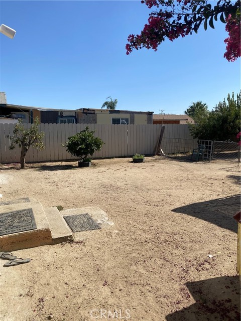2113 Princeton Street, Delano CA: https://media.crmls.org/medias/fa4bbe44-dc21-4ad3-af86-c85414e0dd8f.jpg
